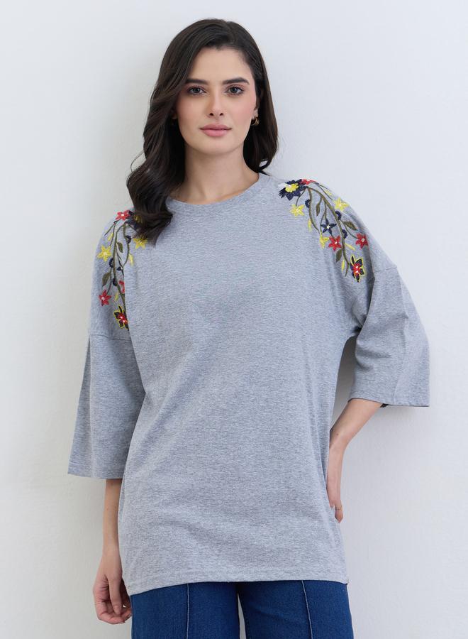 Styli Grey Floral Embroidered Oversized T-Shirt - Image 2